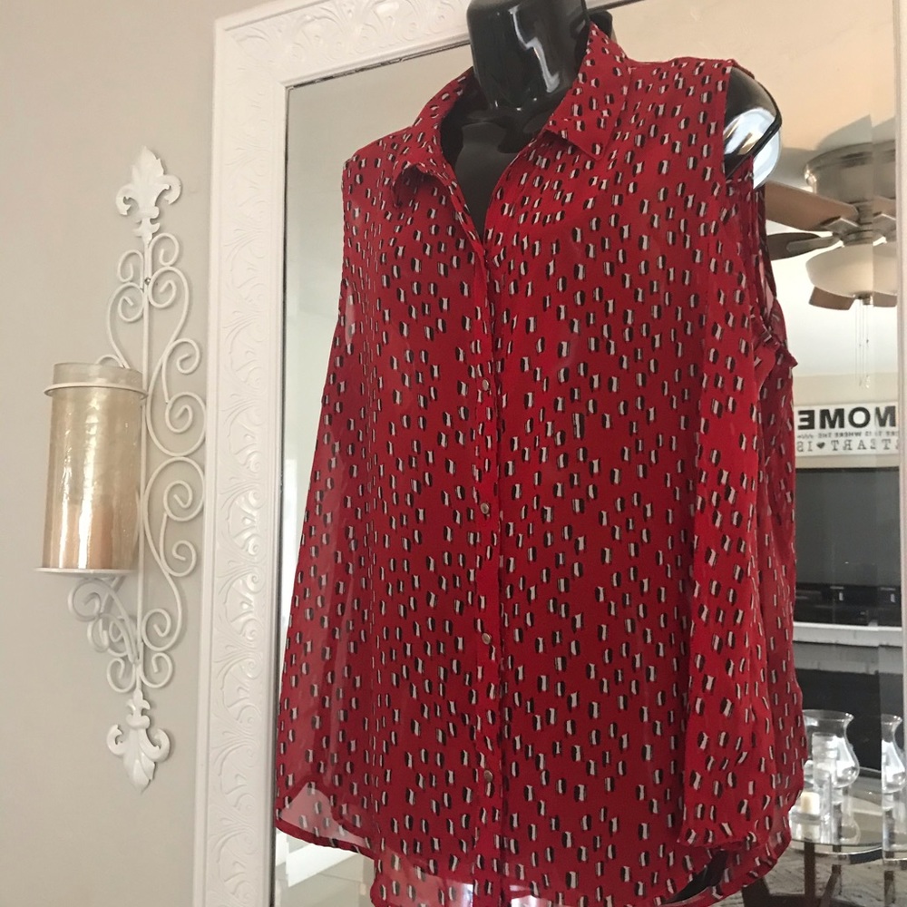 🌺🌺. LIZ CLAIBORNE TOP🌺🌺